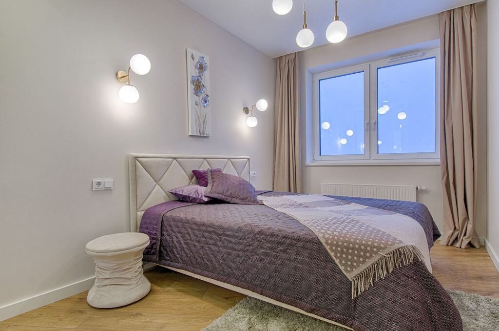 Dormitorio inteligente: luces, persianas y temperatura 2026