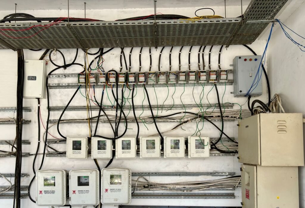 Monitor de consumo eléctrico WiFi: mide el gasto de toda la casa (2026)